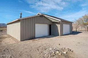 4925 Cheyenne Trail, Silver Springs, NV 89429 - Photo 24