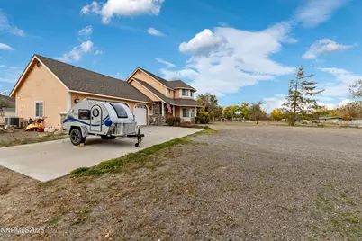 955 Carol Way, Fernley, NV 89408 - Photo 34
