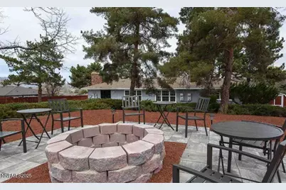 7050 Pembroke Drive, Reno, NV 89502 - Photo 32