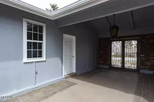 7050 Pembroke Dr, Reno, NV 89502 - Photo 22