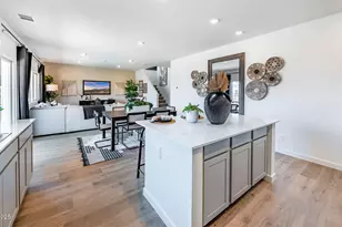 7489 Capstone Dr, Reno, NV 89506 - Photo 12