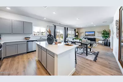 7489 Capstone Drive, Reno, NV 89506 - Photo 10