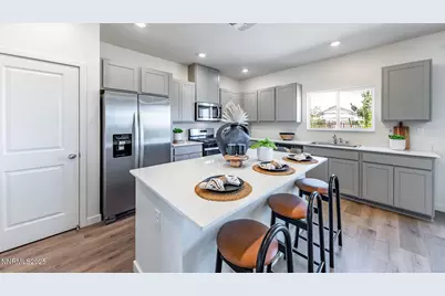 7489 Capstone Drive, Reno, NV 89506 - Photo 6