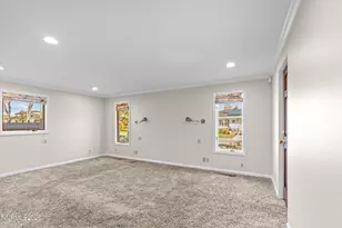 255 Circle Dr, Reno, NV 89509 - Photo 12