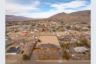 1362 Kim Place, Minden, NV 89423 - Photo 6
