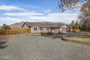 1362 Kim Pl, Minden, NV 89423 - Photo 4