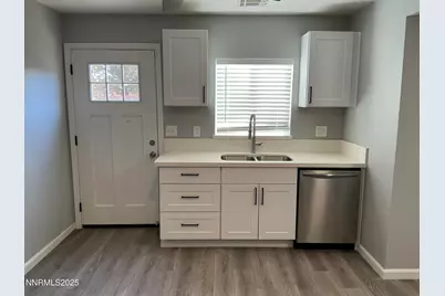 905 Mauldin Lane, Reno, NV 89502 - Photo 10