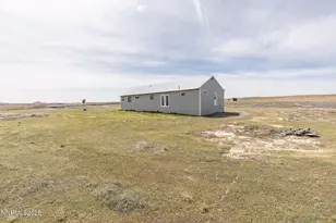 51 Horseshoe Cir, Crescent Valley, NV 89821 - Photo 6