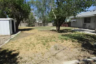 111 S Whitacre St, Yerington, NV 89447 - Photo 28