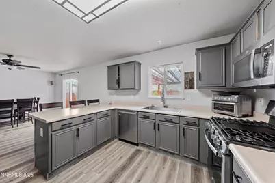 18205 Fontana Court, Reno, NV 89508 - Photo 30