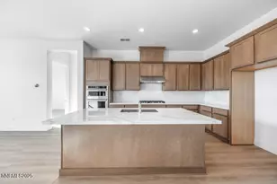 2123 Eaglehead Dr, Sparks, NV 89436 - Photo 6