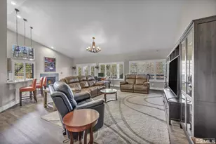 6500 Brookview Cir, Reno, NV 89519 - Photo 8