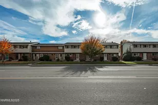 129 Smithridge Park, Reno, NV 89502 - Photo 4