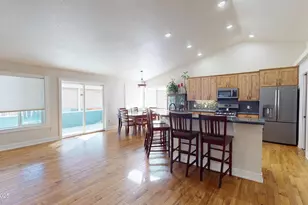 71 Planter St, Winnemucca, NV 89445 - Photo 2