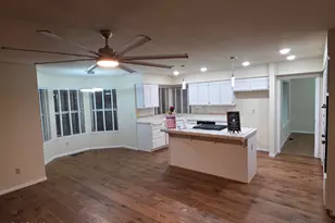 634 Boulder Cir, Dayton, NV 89403 - Photo 2