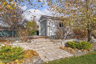 2810 Tobiano Dr, Reno, NV 89521 - Photo 40