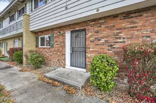 385 Smithridge Park, Reno, NV 89502 - Photo 2