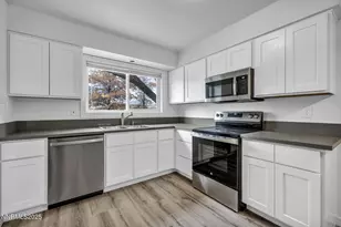 385 Smithridge Park, Reno, NV 89502 - Photo 8