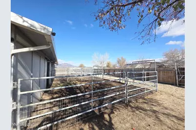 2880 Horseshoe Lane, Fernley, NV 89408 - Photo 36
