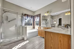 1031 Village Knoll Dr, Sparks, NV 89436 - Photo 10