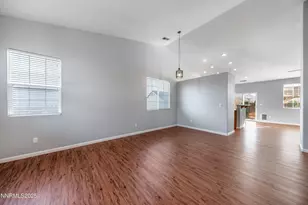 8896 Mahon Dr, Reno, NV 89506 - Photo 6