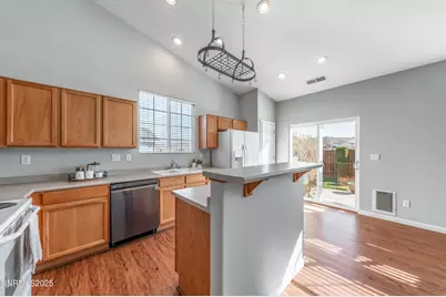 8896 Mahon Drive, Reno, NV 89506 - Photo 10