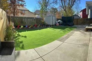 1725 Catham Ln, Sparks, NV 89434 - Photo 12