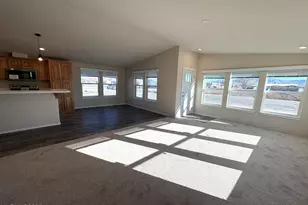 485 Camellia Wy, Lovelock, NV 89419 - Photo 6