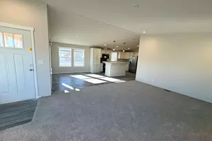 495 Camellia Wy, Lovelock, NV 89419 - Photo 2