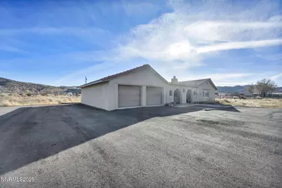 10810 Chesapeake Drive, Reno, NV 89506 - Photo 2