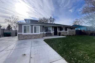 181 Quail St, Sparks, NV 89431 - Photo 2