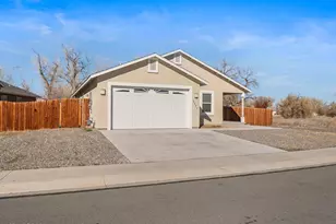 2041 Verona Dr, Fallon, NV 89406 - Photo 2