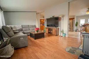 3250 E 4th St, Silver Springs, NV 89429 - Photo 40