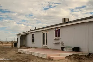 3250 E 4th St, Silver Springs, NV 89429 - Photo 20