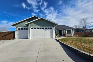 2320 Mammatus Dr, Spanish Springs, NV 89441 - Photo 2