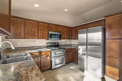 18261 Grizzly Bear Court, Reno, NV 89508 - Photo 10