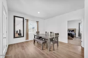 7523 Grassy Plns Dr, Reno, NV 89506 - Photo 10