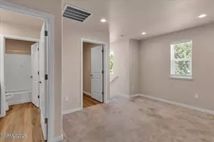 916 Garden Ct, Indian Hills, NV 89705 - Photo 16