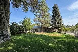 1385 S Bridge St, Winnemucca, NV 89445 - Photo 4
