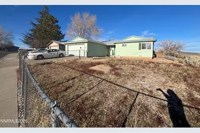 7700 Essex Way, Reno, NV 89506 - Photo 4