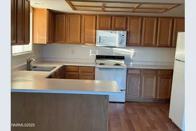 345 Tina Circle, Sparks, NV 89436 - Photo 2