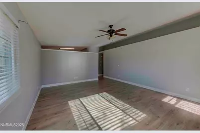 5559 Cornflower Court, Sun Valley, NV 89433 - Photo 4