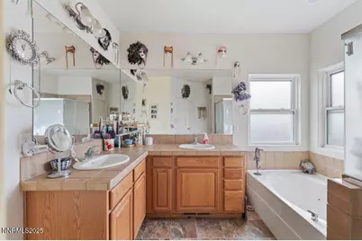689 Canary Circle, Fernley, NV 89408 - Photo 20
