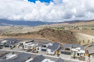 1075 Udowski Ct, Reno, NV 89523 - Photo 4