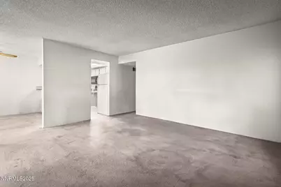 2371 Roundhouse Road, Sparks, NV 89431 - Photo 8