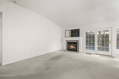 5466 Santa Rosa Avenue, Sparks, NV 89436 - Photo 32