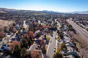 5466 Santa Rosa Ave, Sparks, NV 89436 - Photo 16