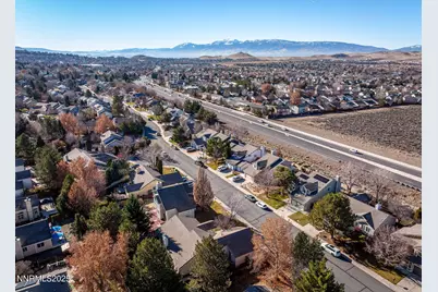 5466 Santa Rosa Avenue, Sparks, NV 89436 - Photo 12