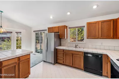 391 Taryn Drive, Spanish Springs, NV 89436 - Photo 12