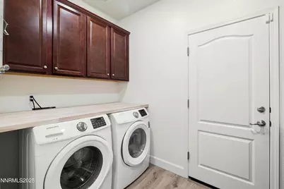 10260 Rollins Drive, Reno, NV 89521 - Photo 24
